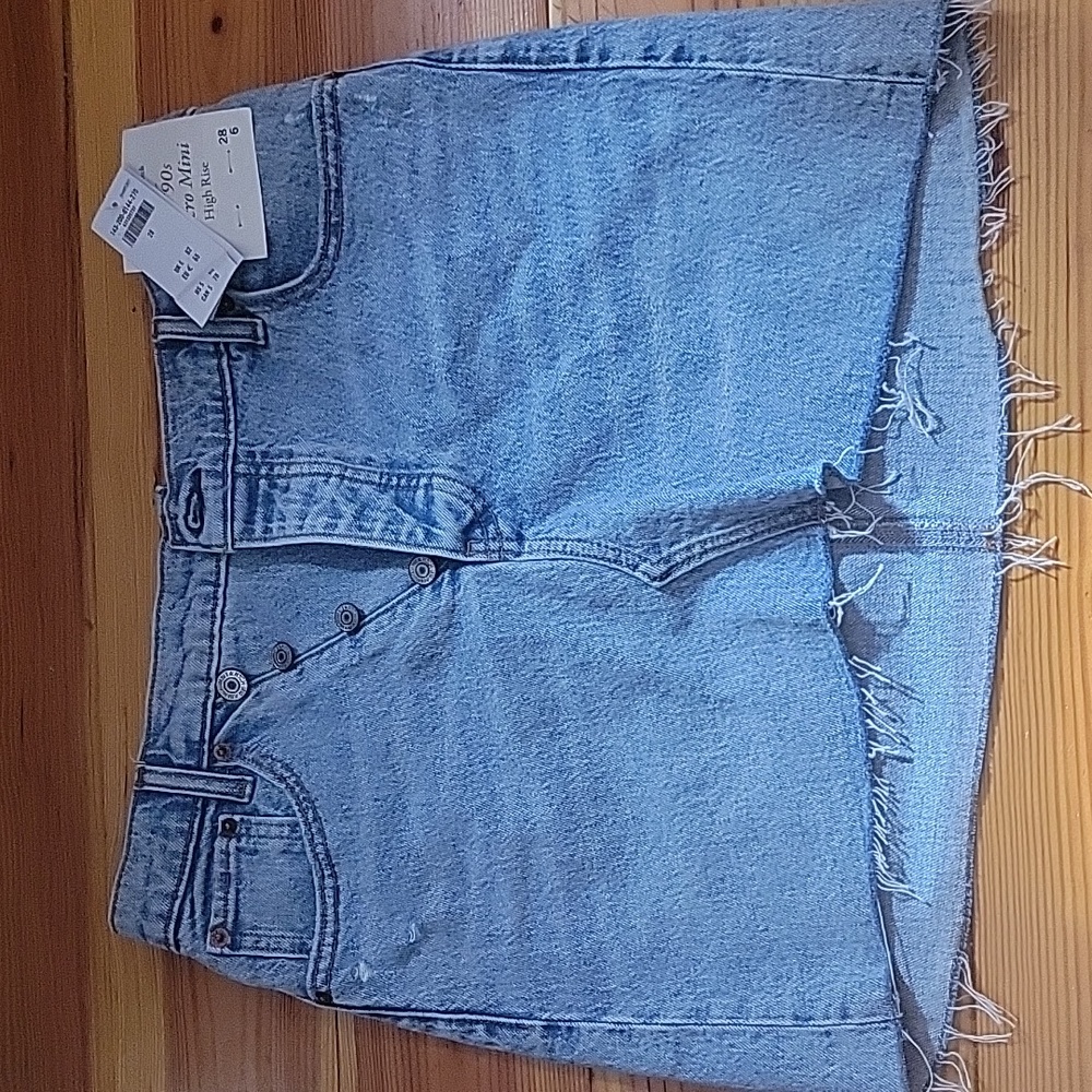 NWT Abercrombie Mini Skirt